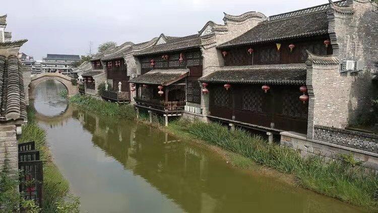 你面试的时候，遇到过面试官哪些暖心的行为？